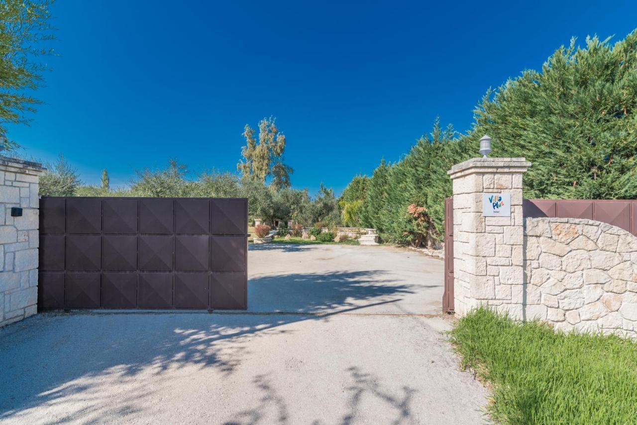 Astarte Villas - Istar Villa With Tennis Court Μαχαιράδο Εξωτερικό φωτογραφία