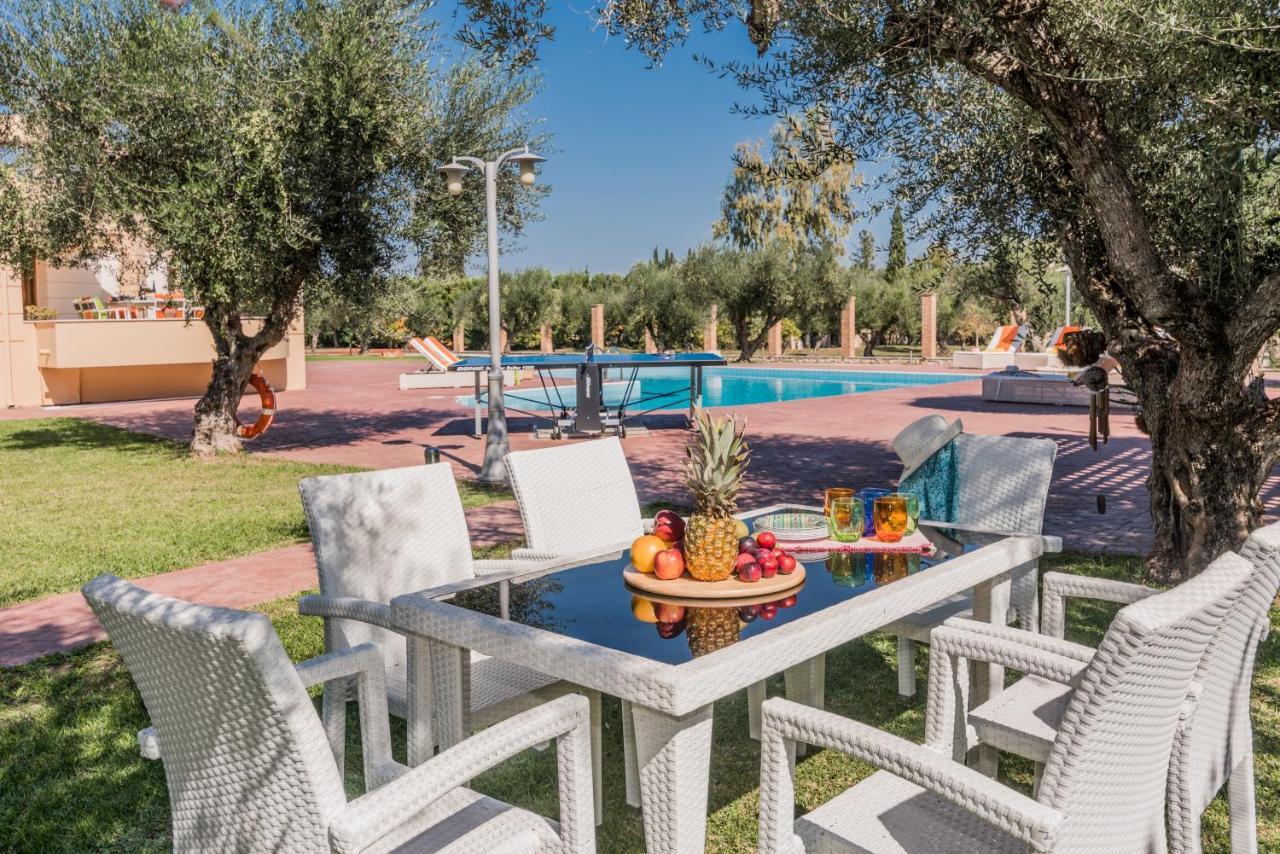 Astarte Villas - Istar Villa With Tennis Court Μαχαιράδο Εξωτερικό φωτογραφία