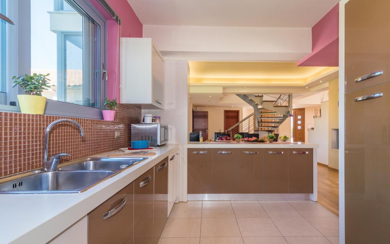 Astarte Villas - Istar Villa With Tennis Court Μαχαιράδο Εξωτερικό φωτογραφία
