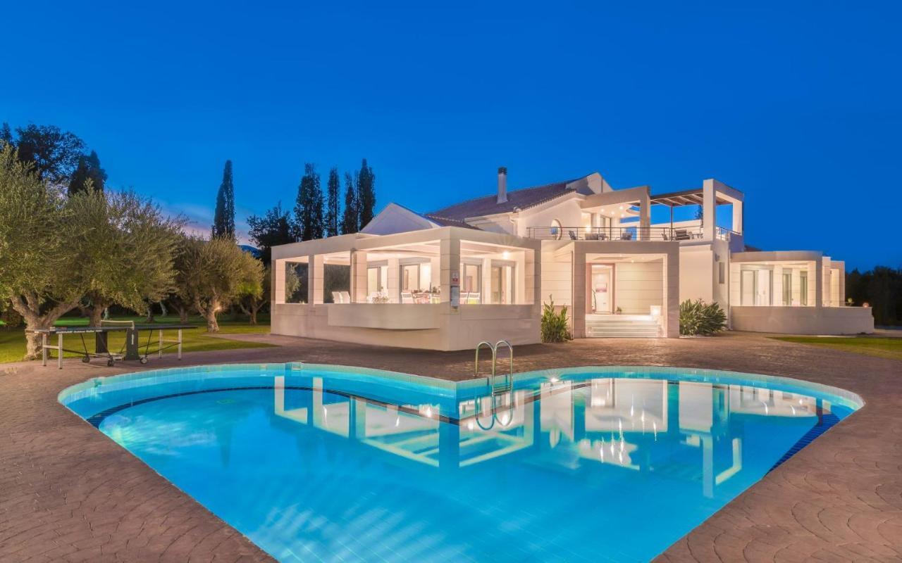 Astarte Villas - Istar Villa With Tennis Court Μαχαιράδο Εξωτερικό φωτογραφία