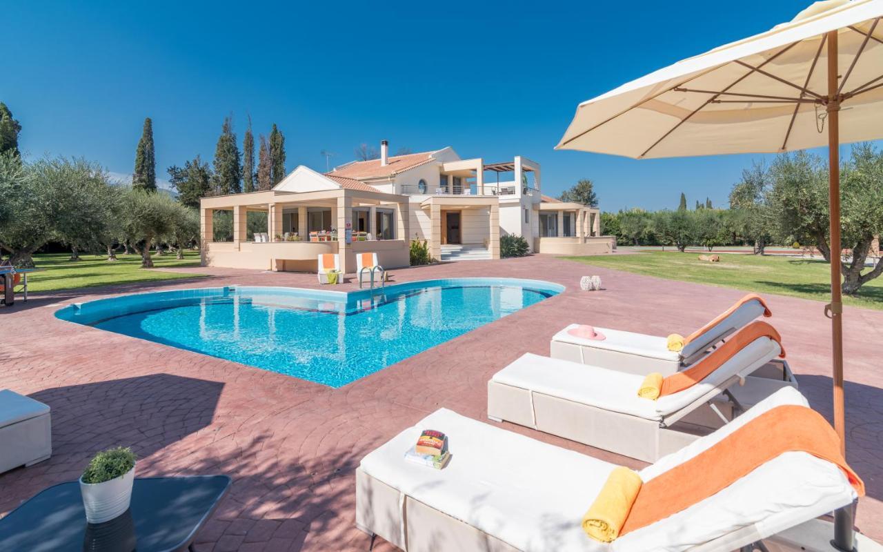 Astarte Villas - Istar Villa With Tennis Court Μαχαιράδο Εξωτερικό φωτογραφία