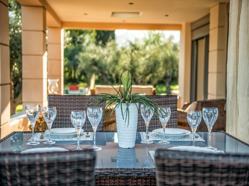 Astarte Villas - Istar Villa With Tennis Court Μαχαιράδο Εξωτερικό φωτογραφία